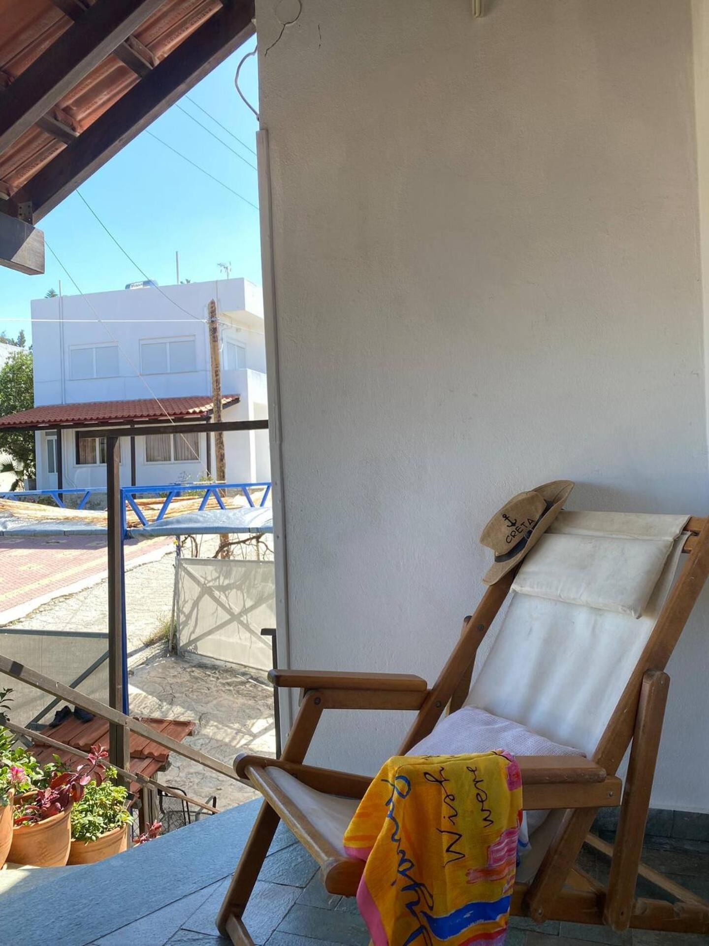 Nikita'S Apartment, With Seaview Каламаки Екстериор снимка